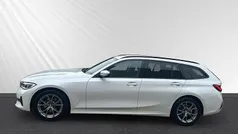 Weiss Gebraucht 2022 BMW 318 Sport Line Kombi | 24.490 € (Fairer Preis)