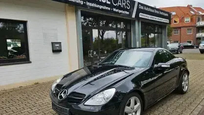 Gebraucht Mercedes SLK280 231 PS (169 kW) 2007 Schwarz Cabrio