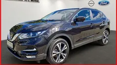 Schwarz schwarz Gebraucht 2018 Nissan Qashqai N-Connecta SUV | 16.995 € (Fairer Preis)