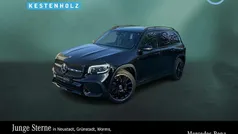 Nachtschwarz Gebraucht 2023 Mercedes GLB200 AMG SUV | 44.380 € (Etwas zu teuer)