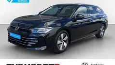 Othercolor Gebraucht 2024 VW Passat Elegance Kombi | 36.790 € (Fairer Preis)