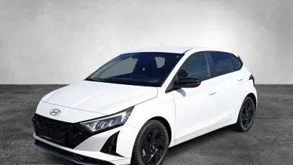 Neu Hyundai i20 Blackline 90 PS (66 kW) 2026 Atlas white Kleinwagen