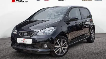 Gebraucht Seat Mii Electric 61 kW (83 PS) 2021 Schwarz / deep black (metallic) Kleinwagen