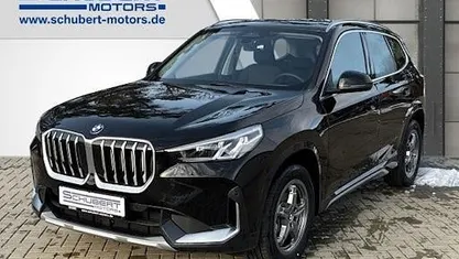 Nouă BMW X1 Luxury Line 136 CP (100 kW) 2026 Negru SUV