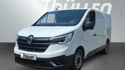 Gebraucht Renault Trafic Komfort 131 PS (96 kW) 2022 Weiß Van / Kleinbus
