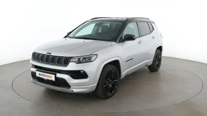 Gebraucht Jeep Compass 60 PS (44 kW) 2022 Silber SUV