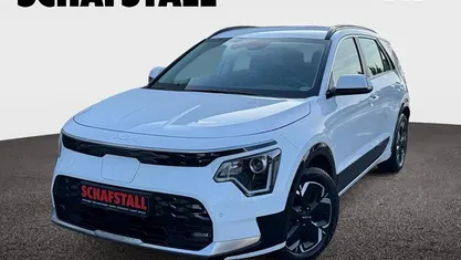 Gebraucht Kia e-Niro Vision 150 kW (204 PS) 2023 Weiss ((ud) schneeweiss) SUV