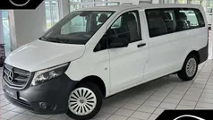 Arktikweiß Gebraucht 2022 Mercedes Vito Van / Kleinbus | 33.990 € (Fairer Preis)