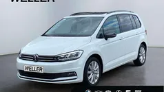 Weiss Gebraucht 2022 VW Touran Highline Van / Kleinbus | 31.990 € (Fairer Preis)