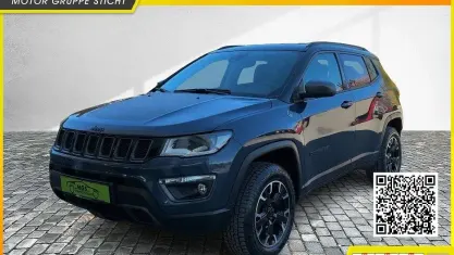 Usata Jeep Compass Trailhawk 241 CV (177 kW) 2021 Blu SUV