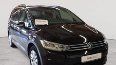 Gebraucht 2022 VW Touran Comfortline Van / Kleinbus | 27.389 € (Fairer Preis)