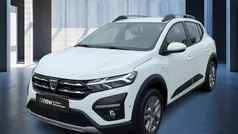 Weiß Gebraucht 2022 Dacia Sandero Comfort Kleinwagen | 13.490 € (Guter Preis)