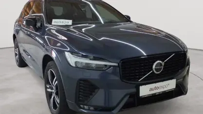 Gebraucht Volvo XC60 R-Design 197 PS (144 kW) 2022 Denim blue metallic SUV