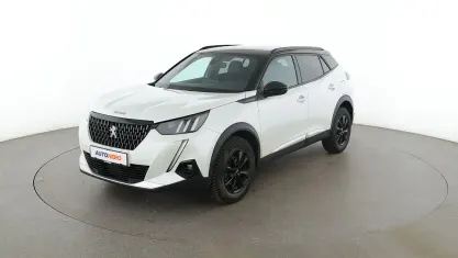 Używany Peugeot 2008 Allure 131 KM (96 kW) 2021 Biały SUV