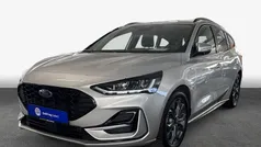 Moondust silber metallic Gebraucht 2023 Ford Focus ST-Line X Kombi | 22.490 € (Fairer Preis)