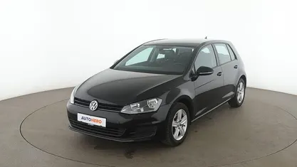 Schwarz Gebraucht 2016 VW Golf Comfortline Limousine | 10.610 € (Fairer Preis)