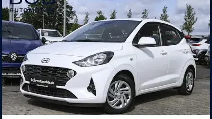 Gebraucht Hyundai i10 Select 67 PS (49 kW) 2023 Weiß Kleinwagen