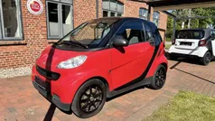 Rot (tridionsicherheitszelle schwarz / ung (bodypanels) Gebraucht 2010 Smart ForTwo Coupé Coupé | 2.799 €
