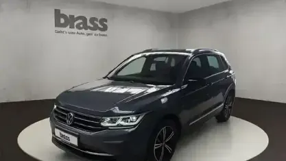 Używany VW Tiguan Move 150 KM (110 kW) 2024 Szary SUV