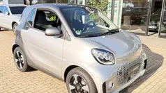 Silber Gebraucht 2024 Smart ForTwo Electric Drive Coupé | 19.890 € (Teuer)