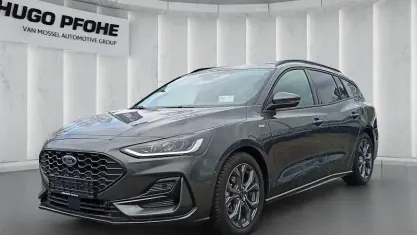 Gebraucht Ford Focus ST-Line X 155 PS (114 kW) 2024 Grau Kombi