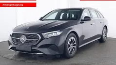 Gebraucht 2024 Mercedes E220 Avantgarde Kombi | 43.880 € (Superpreis)