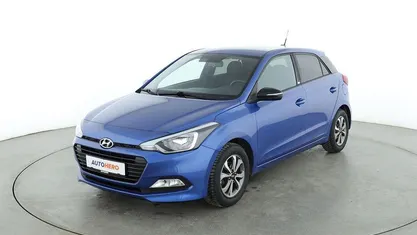 Gebraucht Hyundai i20 Passion 84 PS (61 kW) 2018 Blau Limousine