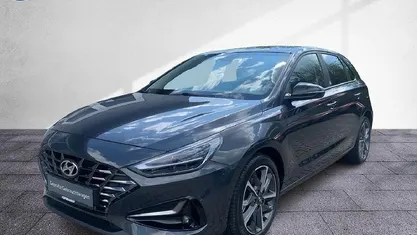 Gebraucht Hyundai i30 Comfort 120 PS (88 kW) 2022 Grau Limousine