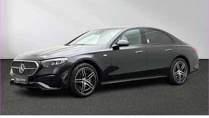 Gebraucht Mercedes E300 AMG 313 PS (230 kW) 2025 Limousine