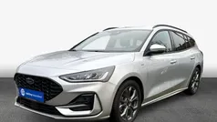 Silber Gebraucht 2023 Ford Focus ST-Line X Kombi | 22.780 € (Fairer Preis)