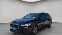 Agate black metallic Gebraucht 2023 Ford Focus ST-Line X Kombi | 20.480 € (Guter Preis)
