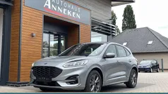 Silber Gebraucht 2023 Ford Kuga ST-Line SUV | 25.750 € (Superpreis)