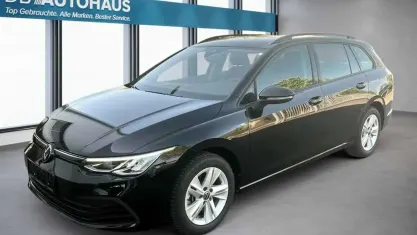 Gebraucht VW Golf VIII Life 116 PS (85 kW) 2023 Schwarz Kombi