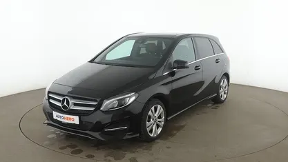 Schwarz Gebraucht 2018 Mercedes B180 Style Van / Kleinbus | 18.390 € (Fairer Preis)