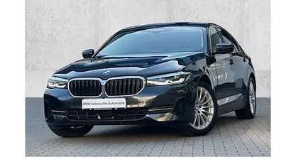 Gebraucht BMW 520 Sport Line 197 PS (144 kW) 2022 Grau Limousine