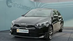 Schwarz Gebraucht 2024 Kia Ceed Spirit Limousine | 27.350 € (Fairer Preis)