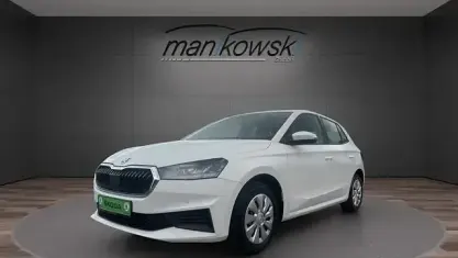 Gebraucht Skoda Fabia Active 65 PS (47 kW) 2022 Weiss Kleinwagen