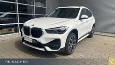 Weiß Gebraucht 2021 BMW X1 Sport Line SUV | 31.990 € (Fairer Preis)