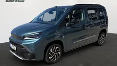 Blau Gebraucht 2025 Toyota Proace Verso City Kombi | 38.720 € (Fairer Preis)