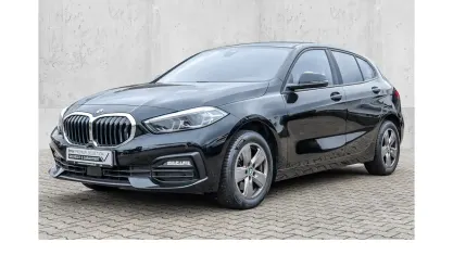 Gebraucht BMW 118 Advantage 136 PS (100 kW) 2023 Schwarz Limousine