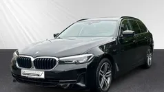 Schwarz ii Gebraucht 2021 BMW 520 Kombi | 23.998 € (Guter Preis)