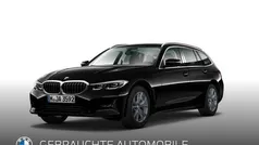 Schwarz Gebraucht 2020 BMW 330 Sport Line Kombi | 30.990 € (Fairer Preis)