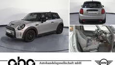 Silber Gebraucht 2023 Mini Cooper SE Classic Kleinwagen | 21.830 € (Fairer Preis)