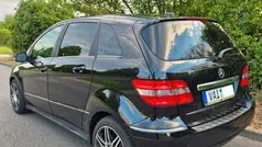 Schwarz Gebraucht 2010 Mercedes B180 Van / Kleinbus | 7.000 € (Fairer Preis)