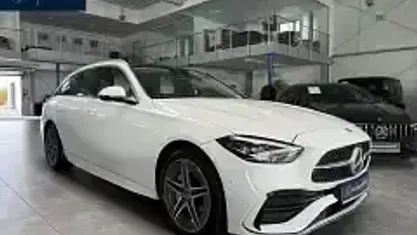 Gebraucht Mercedes C300 AMG 204 PS (150 kW) 2024 Weiß Kombi