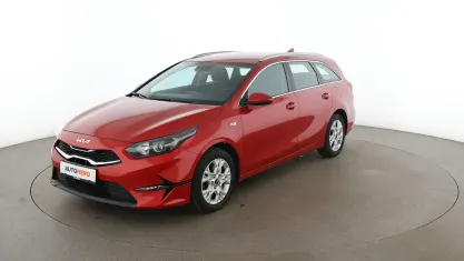 Gebraucht Kia Ceed Vision 160 PS (117 kW) 2022 Rot Kleinwagen