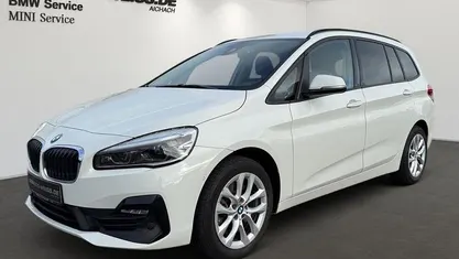 Gebraucht BMW 220 Gran Tourer Advantage 190 PS (139 kW) 2022 Weiss Van / Kleinbus