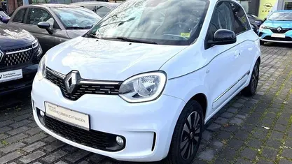 Weiß Gebraucht 2022 Renault Twingo Techno Kleinwagen | 13.990 € (Fairer Preis)