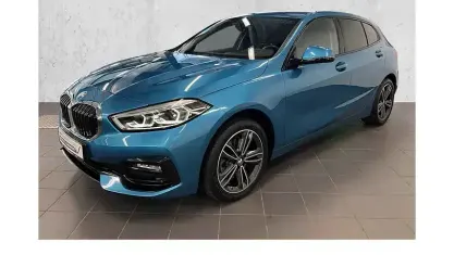 Gebraucht BMW 118 Sport Line 136 PS (100 kW) 2023 Blau Limousine