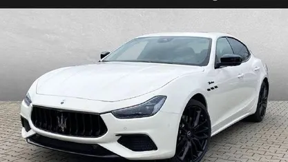 Weiß Gebraucht 2023 Maserati Ghibli Coupé | 73.999 € (Superpreis)